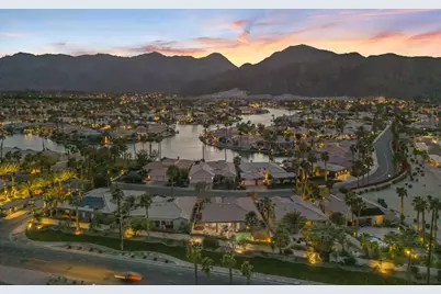 47410 Via Florence, La Quinta, CA 92253 - Photo 36