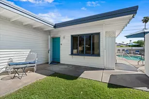 572 N Calle Marcus, Palm Springs, CA 92262 - Photo 8