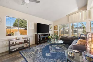 25 Pampas Ln, Palm Desert, CA 92260 - Photo 4