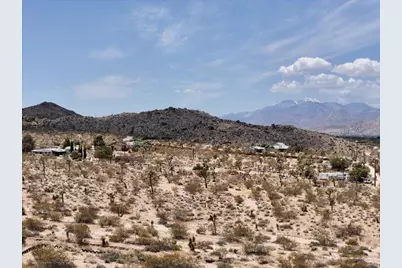 7608 Olympic Road, Joshua Tree, CA 92252 - Photo 20