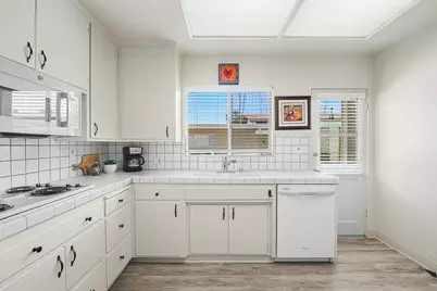 290 S San Jacinto Drive #9, Palm Springs, CA 92262 - Photo 16