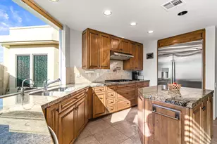 75385 Riviera Dr, Indian Wells, CA 92210 - Photo 4