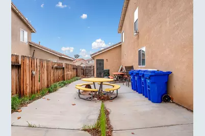 13847 Clydesdale Run Lane, Victorville, CA 92394 - Photo 36