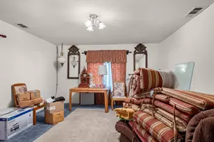 13847 Clydesdale Run Ln, Victorville, CA 92394 - Photo 24