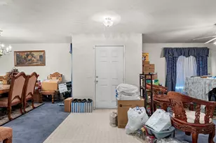 13847 Clydesdale Run Ln, Victorville, CA 92394 - Photo 4