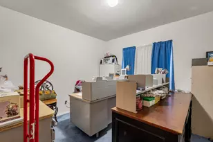 13847 Clydesdale Run Ln, Victorville, CA 92394 - Photo 12