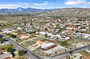 10485 Santa Cruz Rd, Desert Hot Springs, CA 92240 - Photo 2