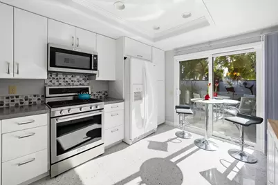 2821 Calle Arandas, Palm Springs, CA 92264 - Photo 10