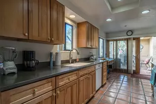 73721 Desert Vista Ct, Palm Desert, CA 92260 - Photo 4