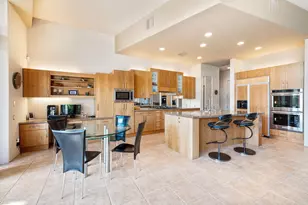 12 Boulder Ln, Rancho Mirage, CA 92270 - Photo 14