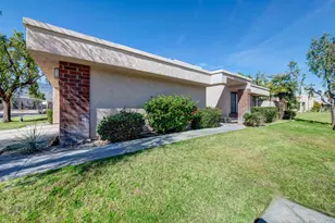 68140 Pine Pl, Cathedral City, CA 92234 - Photo 2