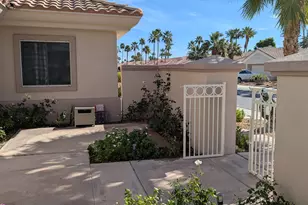 78664 Putting Green Dr, Palm Desert, CA 92211 - Photo 2