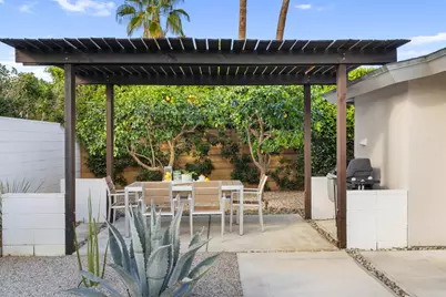 2557 S Broadmoor Drive, Palm Springs, CA 92264 - Photo 40