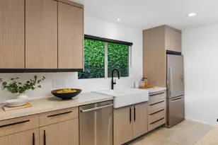 2557 S Broadmoor Dr, Palm Springs, CA 92264 - Photo 16