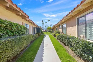 175 Las Lomas, Palm Desert, CA 92260 - Photo 32