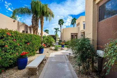 9 Via Haciendas, Rancho Mirage, CA 92270 - Photo 4