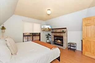 524 Catalina Rd, Big Bear Lake, CA 92315 - Photo 22