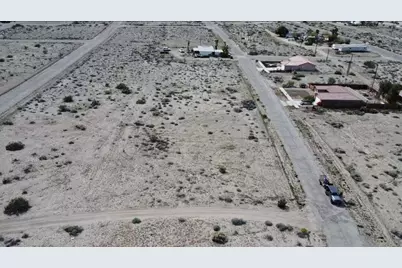 2470 Shore Life Avenue, Thermal, CA 92274 - Photo 2