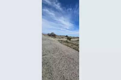 2470 Shore Life Avenue, Thermal, CA 92274 - Photo 10