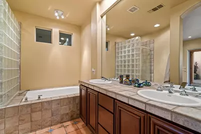 272 Loch Lomond Road, Rancho Mirage, CA 92270 - Photo 12