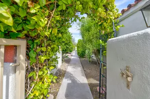 77568 Calle Las Brisas N, Palm Desert, CA 92211 - Photo 4