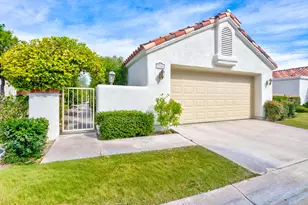 77568 Calle Las Brisas N, Palm Desert, CA 92211 - Photo 2