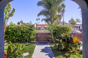 5907 S Van Ness Ave, Los Angeles, CA 90047 - Photo 20