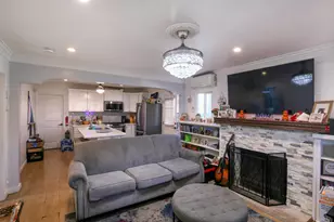 5907 S Van Ness Ave, Los Angeles, CA 90047 - Photo 2