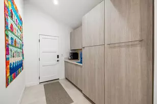 201 Las Lomas, Palm Desert, CA 92260 - Photo 28