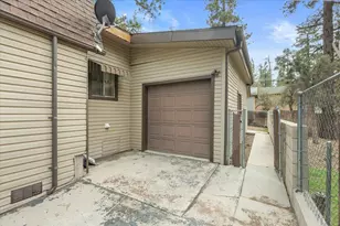 112 E Mojave Blvd, Big Bear City, CA 92314 - Photo 4