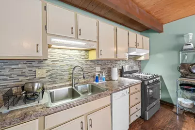 112 E Mojave Boulevard, Big Bear City, CA 92314 - Photo 10