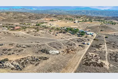 39375 San Ignacio Road, Hemet, CA 92544 - Photo 44
