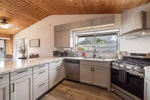 813 Elysian Blvd, Big Bear City, CA 92314 - Photo 10