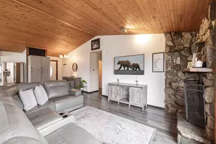 813 Elysian Blvd, Big Bear City, CA 92314 - Photo 6