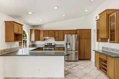 816 Birch Avenue, Escondido, CA 92027 - Photo 14