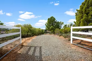 30012 McKenna Heights Ct, Valley Center, CA 92082 - Photo 64