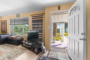 33490 Carlsbad Cir, Thousand Palms, CA 92276 - Photo 6