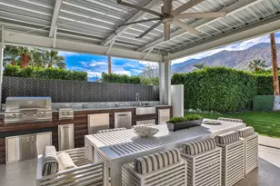 470 E Avenida Olancha B, Palm Springs, CA 92264 - Photo 4