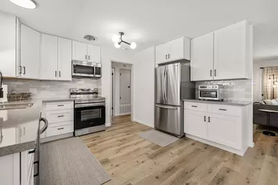 42700 Wisconsin Avenue, Palm Desert, CA 92211 - Photo 8