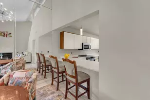 204 Lakecrest Ln, Palm Desert, CA 92260 - Photo 10