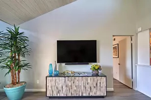 255 E Avenida Granada, Palm Springs, CA 92264 - Photo 8