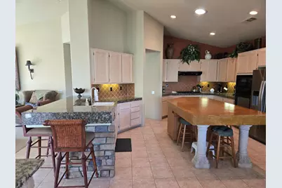 67690 S Laguna Drive, Cathedral City, CA 92234 - Photo 2