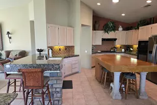 67690 S Laguna Dr, Cathedral City, CA 92234 - Photo 2