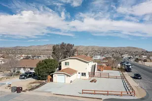 61786 Desert Air Rd, Joshua Tree, CA 92252 - Photo 2