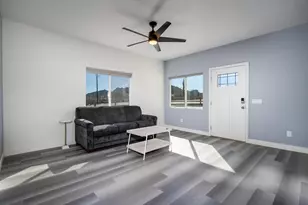 61786 Desert Air Rd, Joshua Tree, CA 92252 - Photo 14