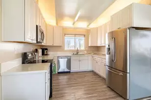 73633 Desert Trail Dr, Twentynine Palms, CA 92277 - Photo 16