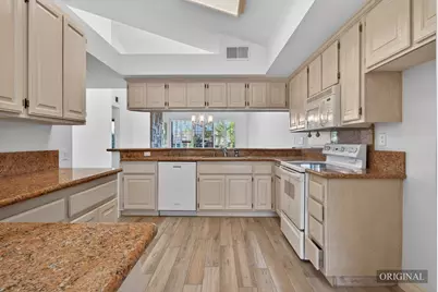 324 Sundance Circle, Palm Desert, CA 92211 - Photo 8