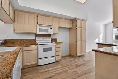 324 Sundance Circle, Palm Desert, CA 92211 - Photo 10