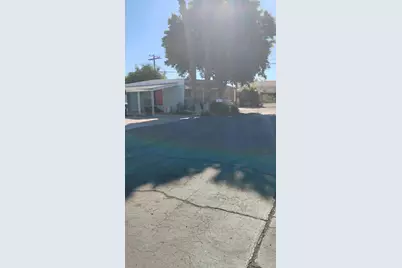 80870 California 111 #11, Indio, CA 92201 - Photo 2