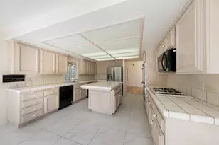 39865 Sweetwater Dr, Palm Desert, CA 92211 - Photo 20